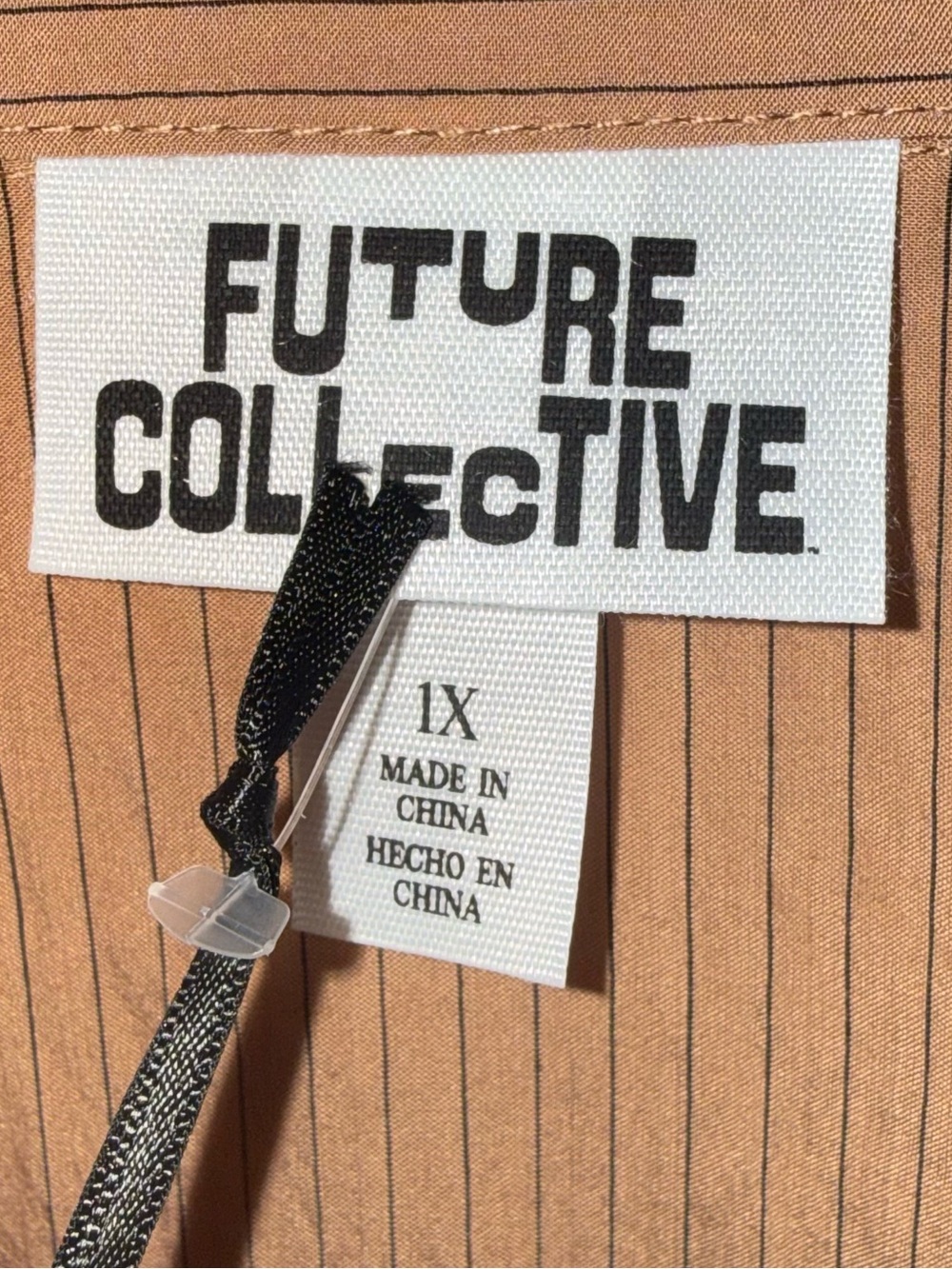โจ Future Collective ๐ค๐ค Striped Cropped Button-Down Blouse - Picture 8 of 8
